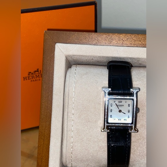 🌟SOLD🌟HERMES Heure H Watch Diamond Bezel Alligator Noir Black - Picture 3 of 15